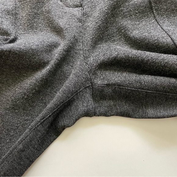 Aritzia The Group by Babaton Ilana Crop Pant in Heather Dark Grey - Picture 11 of 16